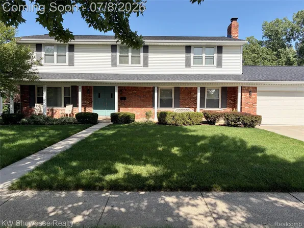 16720 Wayne Rd, Livonia, MI 48154