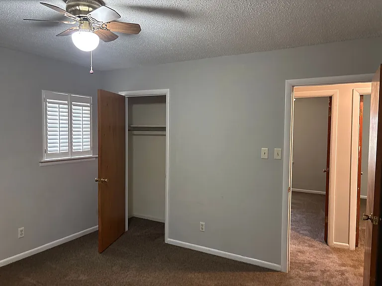 6411 Pinebrook Dr — Photo 13