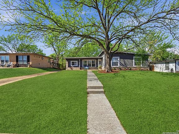 3rd image of 219 Karen ln