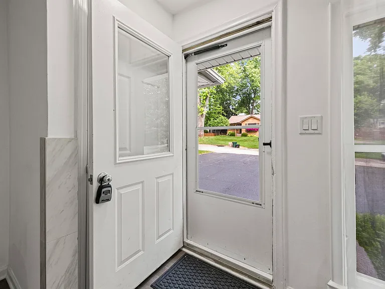 6777 Dandison Blvd — Photo 5