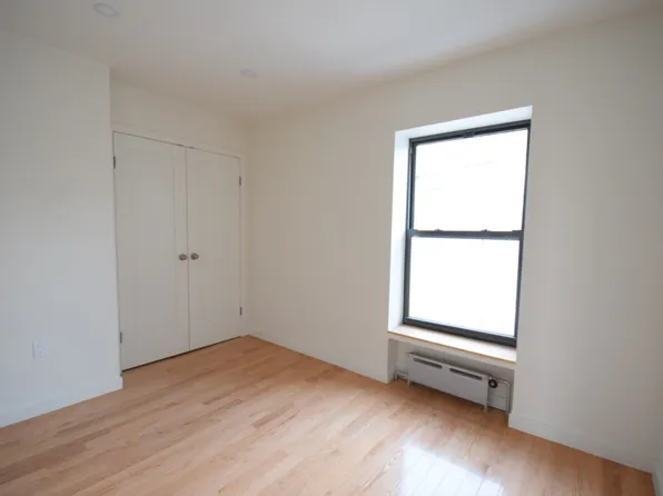 87 South Elliott Place image 15 of 17