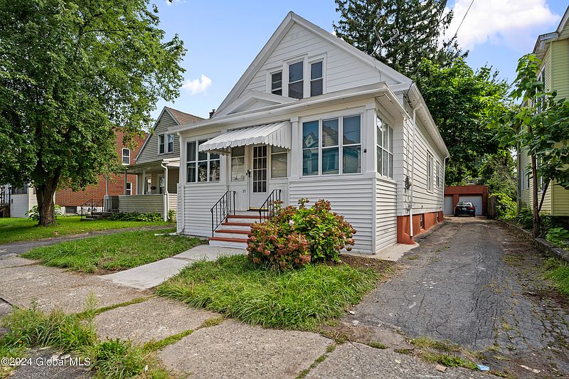 2nd image of 33 W Van Vechten Street