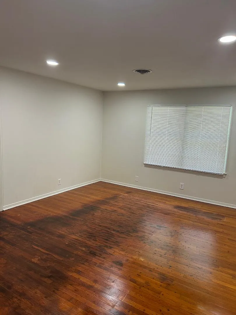 3 bed, 2027 sqft, $1,850 — Photo 4