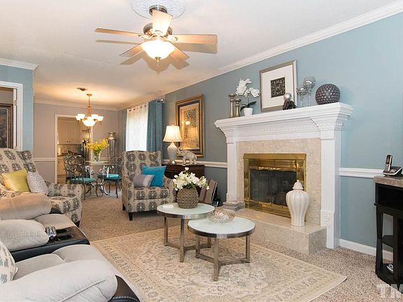 2nd image of 31 S Sussex Dr