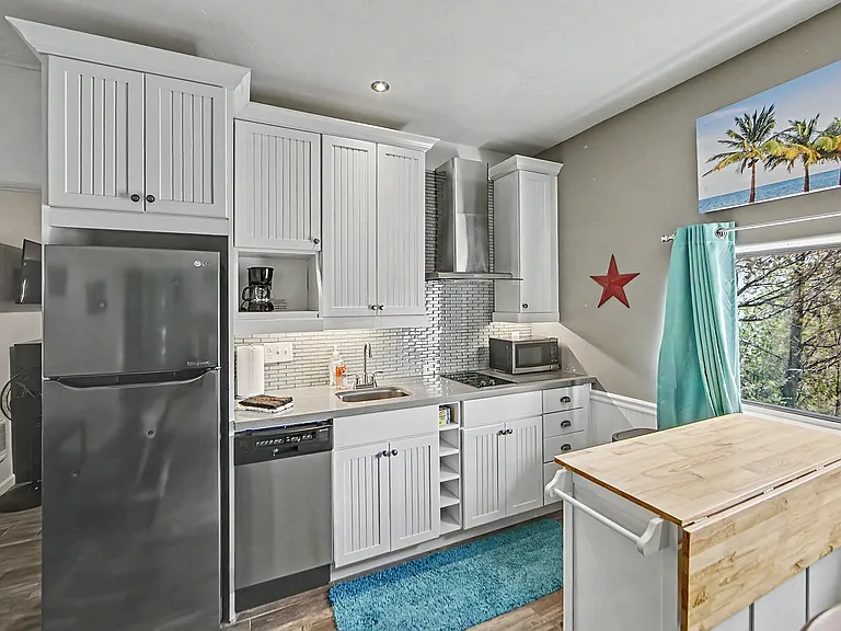 2402 Desert Willow Dr — Photo 45