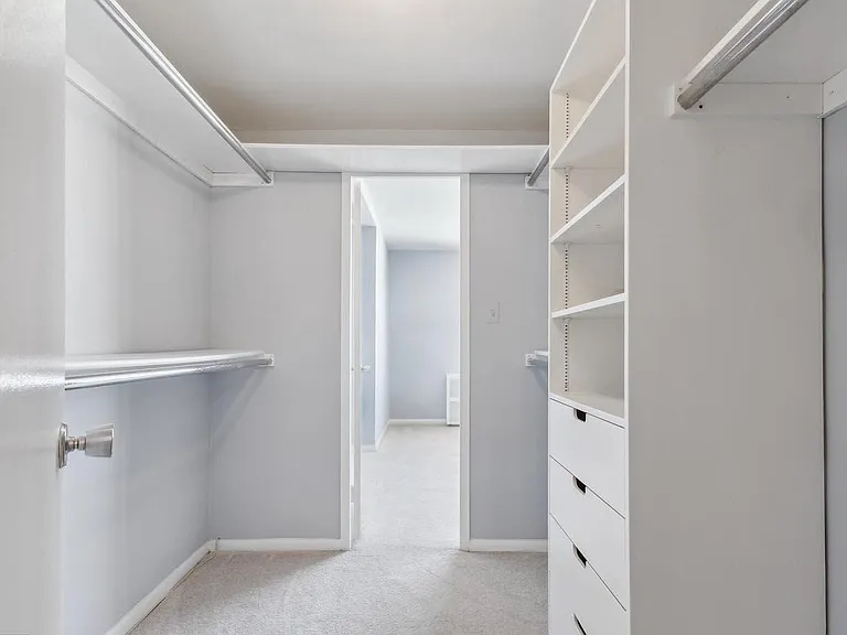 4600 Duke St #1607 — Photo 10