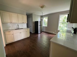 1154 Bank St UNIT 2, Waterbury, CT 06708