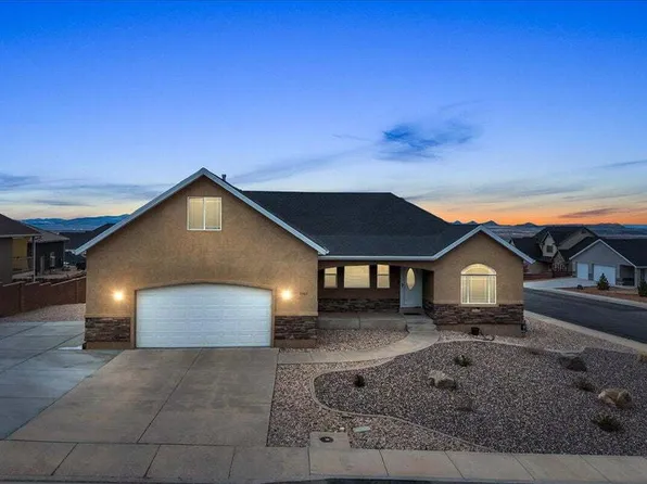 2367 Monarch Cir, Cedar City, UT 84721