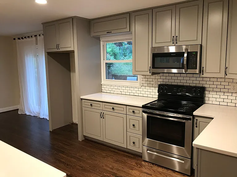 4233 Wright Ave — Photo 5