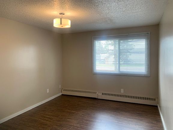 5th image of 8111 C 96th St #A-102key-3