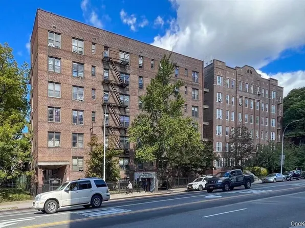 14105 Northern Boulevard #1, Flushing, NY 11354