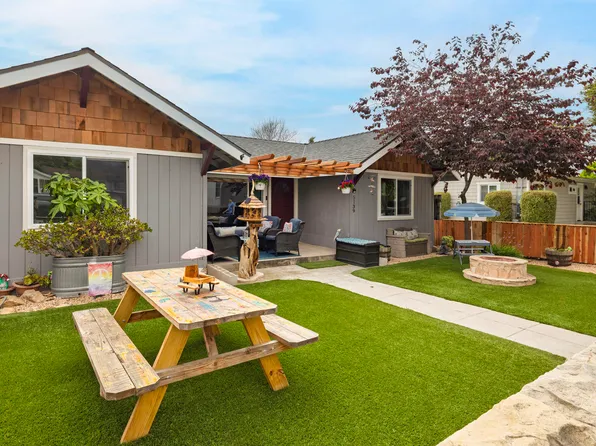 5139 8th St, Carpinteria, CA 93013