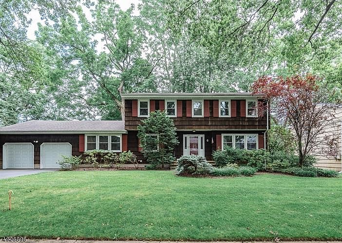 6 Vermont Dr, Paramus, NJ 07652 Zillow