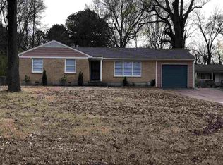 4889 Lochinvar Dr, Memphis, TN 38116