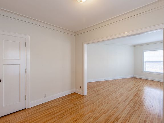 5th image of 1325 W 27th St APT 208
