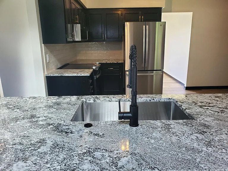 18625 Lola Dr — Photo 17