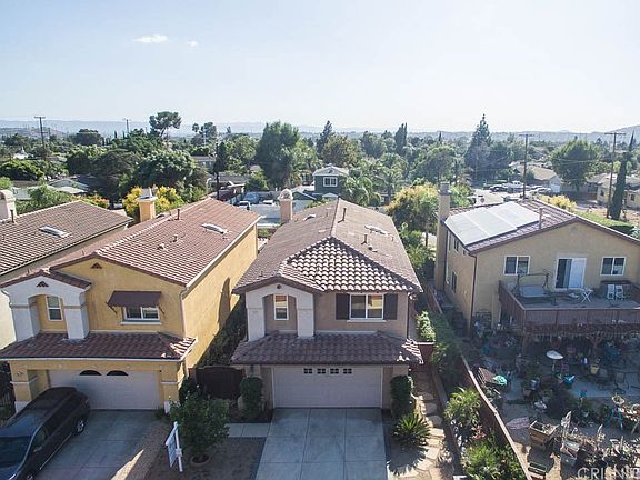 3rd image of 13551 Village Ln