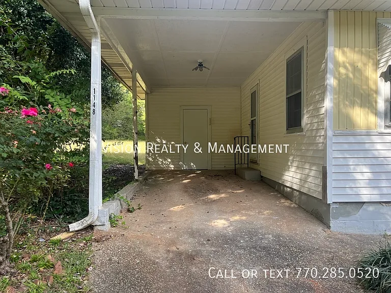1148 Center St SW — Photo 43