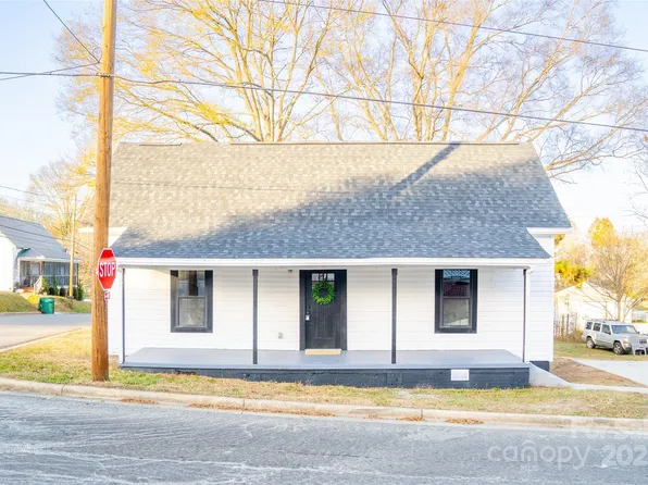 748 Efird St, Albemarle, NC 28001