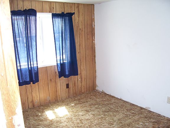 4th image of 7093 Plaza St SE
