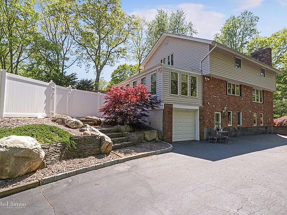 2nd image of 45 Winston Dr