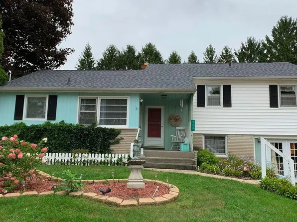 733 Howard St, Otsego, MI 49078