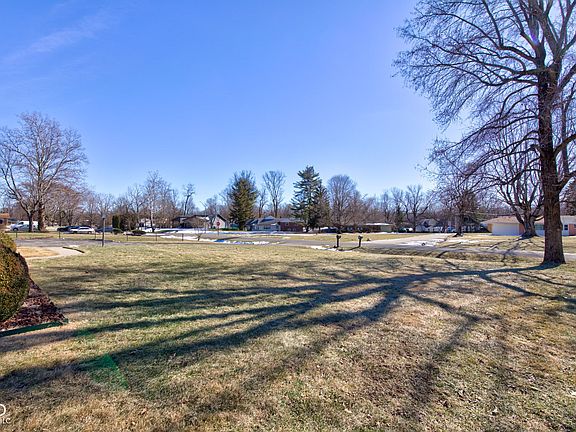 5th image of 4522 Thornleigh Dr