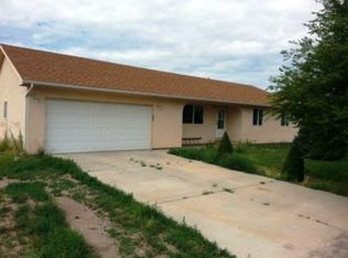 372 W Hazelnut Way, Pueblo West, CO 81007