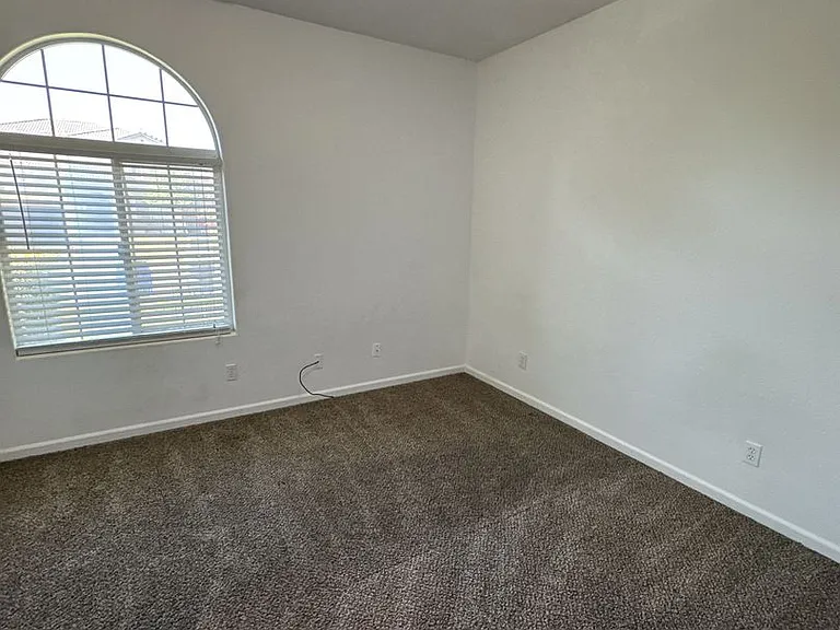 3142 W Sweet Ave — Photo 16