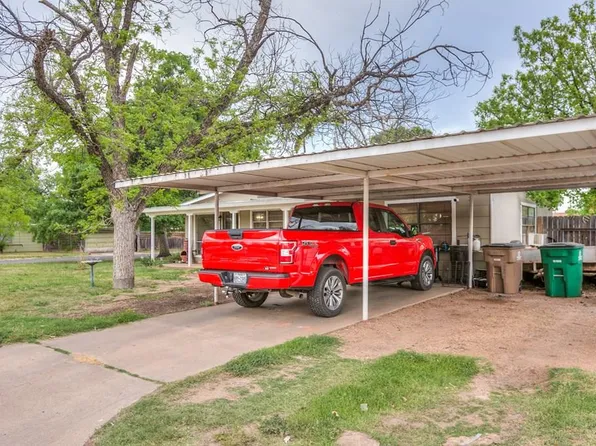3126 N Oakes St, San Angelo, TX 76903
