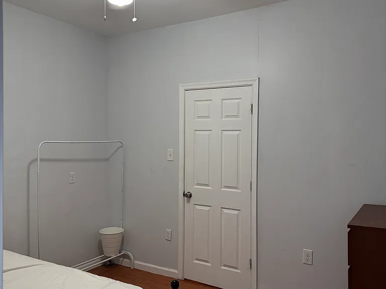 402 S 43rd St #1R — Photo 7