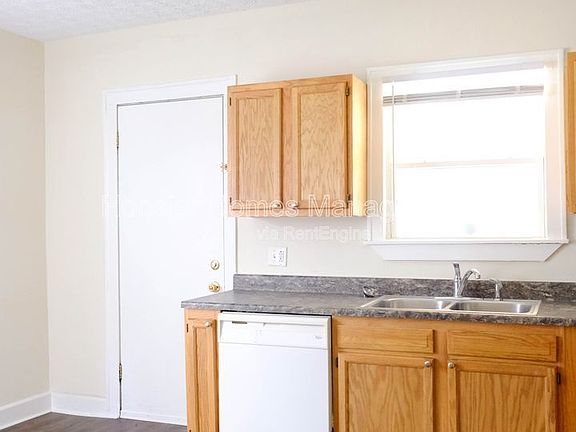 4th image of 4245 N College Ave #4247