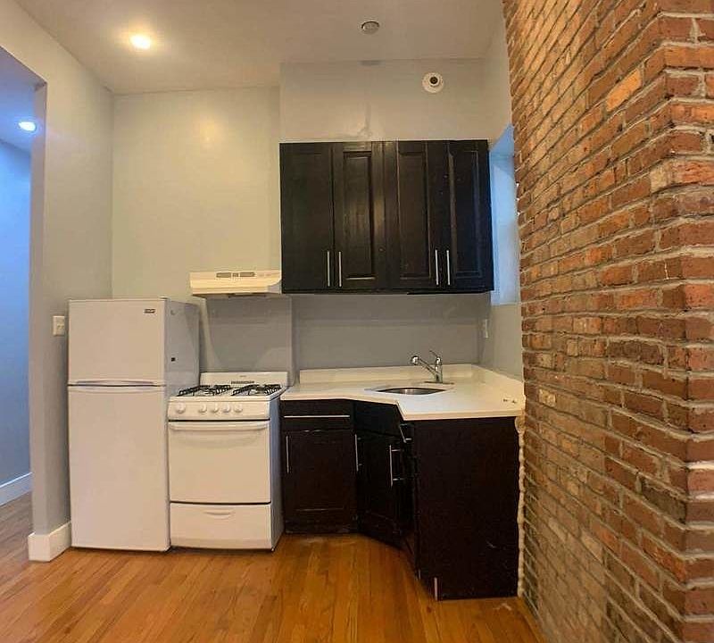 1st image of 644 Lafayette Ave #2RR