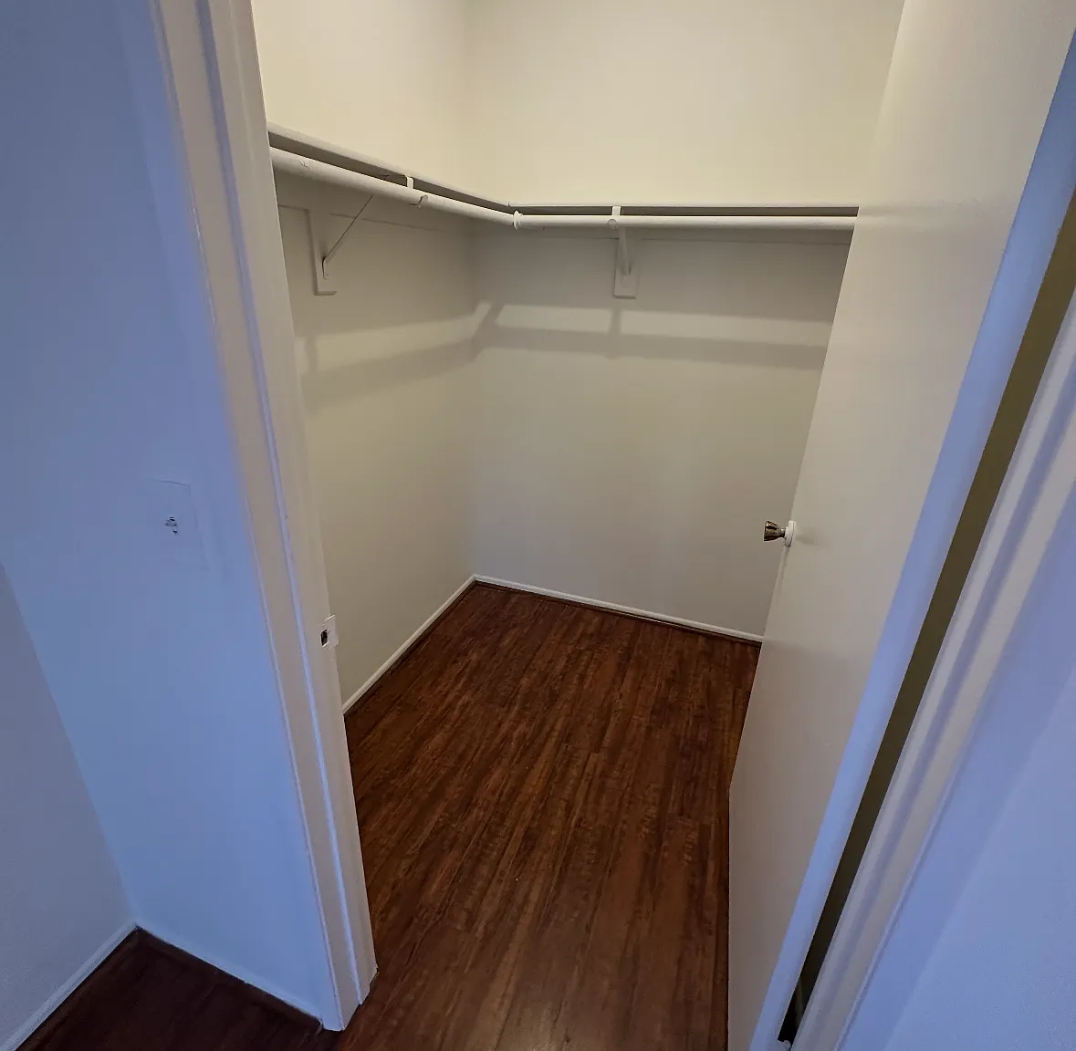 2 bed, 2.5 bath, 1250 sqft, $2,700 — Photo 2