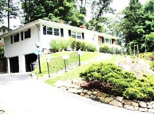 26 Rhone Rd, Hopatcong, NJ 07843