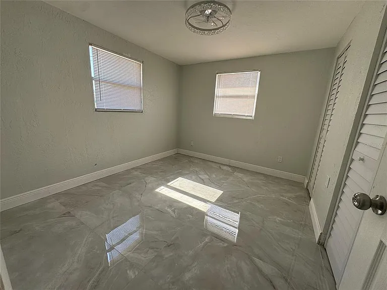 1825 134th Ave — Photo 11