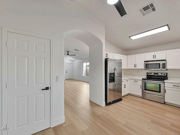 4th image of 14916 W VENTURA Street