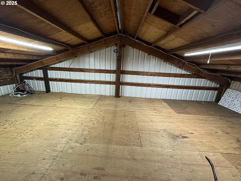 25371 Perkins Rd — Photo 29