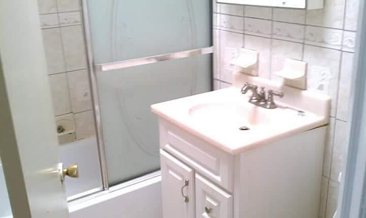 2nd image of 612 E 165th St #2