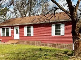 5075 Youngwood Dr NW, Roanoke, VA 24017