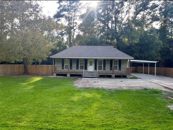 32789 State Highway 1036, Holden, LA 70744