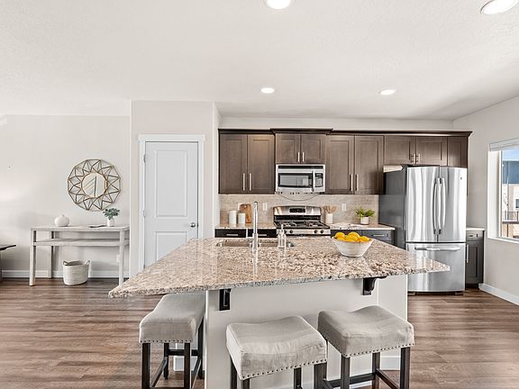 4th image of 36 W Gilbride Ave