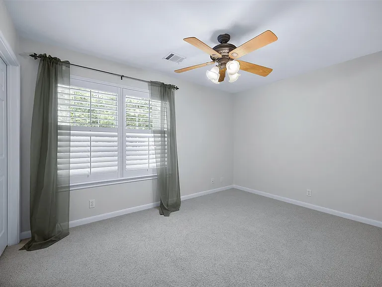 4033 Canyon Glen Cir — Photo 27