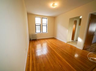 25-67 35th St #3D, Astoria, NY 11103