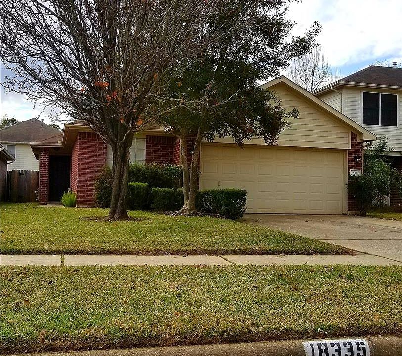 1st image of 18335 Beaverdell Dr