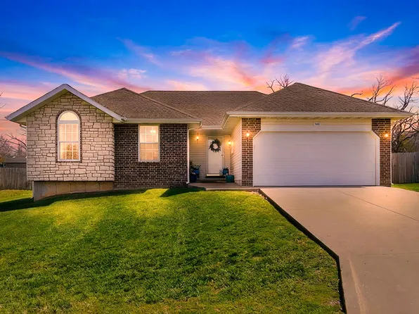 982 S Redwood Street, Nixa, MO 65714