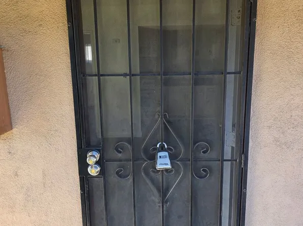 Bush Apartments (417)