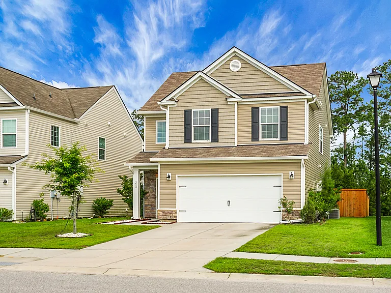210 Daniels Creek Cir — Photo 8