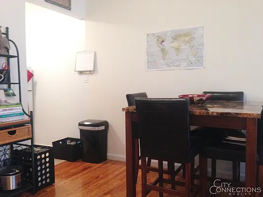 Rented by City Connections Realty | media 36