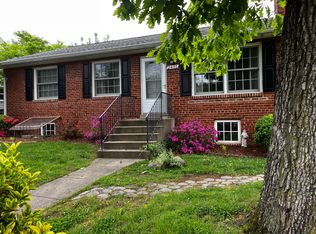 2401 Cameron Mills Rd, Alexandria, VA 22302